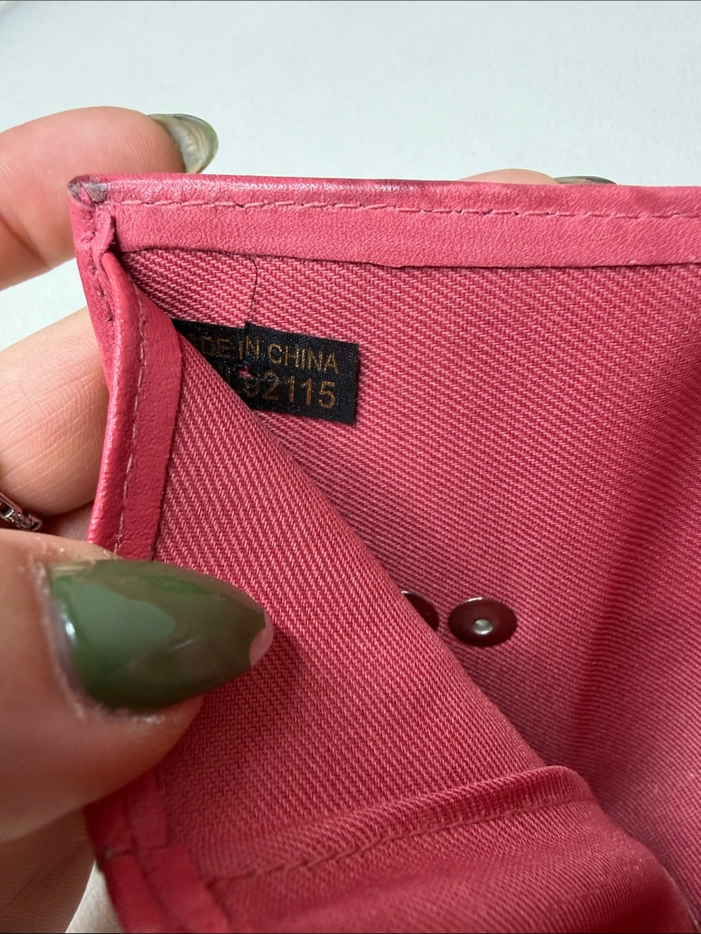 Fossil Compact Leather Wallet - Raspberry - Picture 5 of 7
